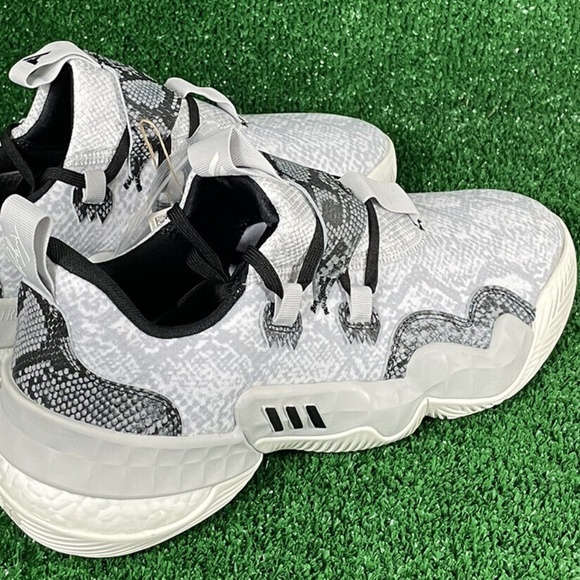 Adidas TRAE YOUNG 1 Grey Snakeskin OREO | Size 14 | H67753 Basketball Shoes